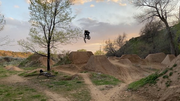 KC Russel chases the sunset with a t-bog!